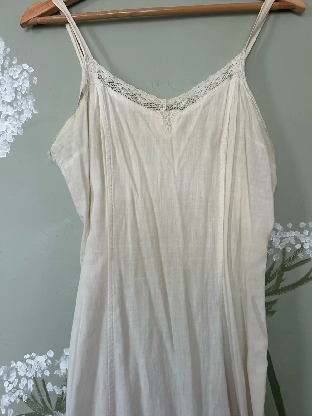 VTG Cream Slip Dress with Lace Trim - Picture 2 of 8
